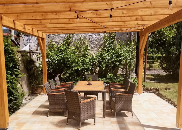 Aranynap Vendeghaz Es Boraszat Tatil Evi *
