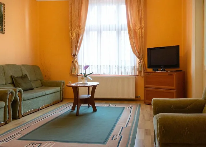 Aranynap Vendeghaz Es Boraszat Tatil Evi Tállya